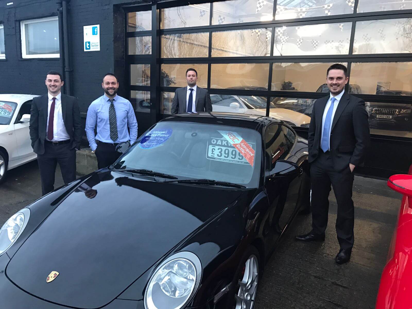 Oakwood Specialist Cars Motors Into New Year With Premises Acquisition